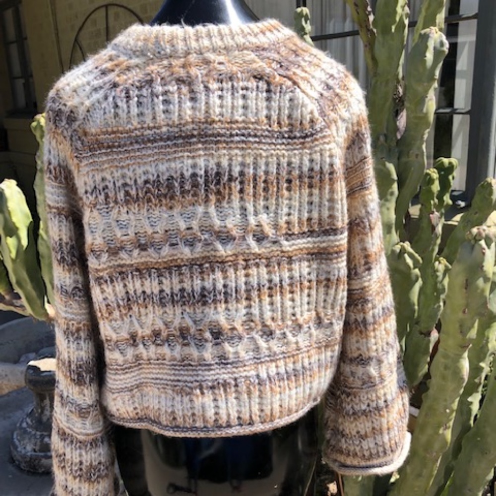 Women's Universal Thread Pull Over Cable Knit Swe… - image 4